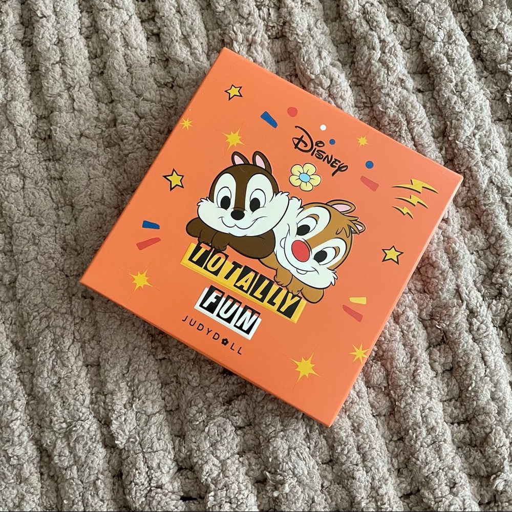 Judydoll Disney KikiTiti 9 Color Eyeshadow Palette